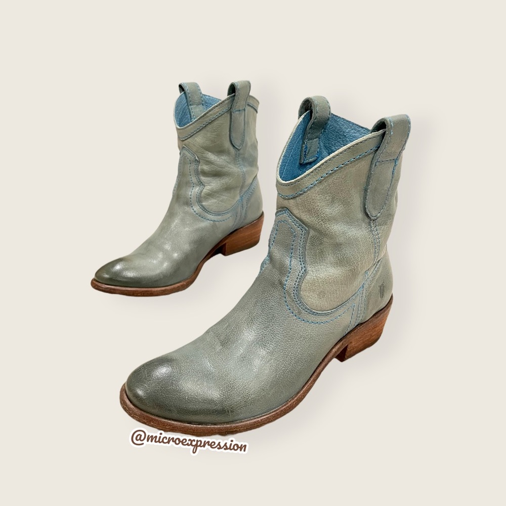RARE Frye Carson Pull On Blue Leather Southern/Western Low Heel Cowgirl Boots - Picture 10 of 10
